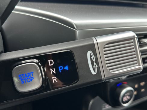 New 2026 Hyundai Ioniq 9 SEL w/ Tow & Go Package image 23