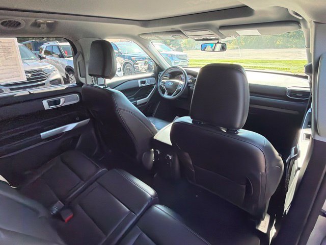 Used 2022 Ford Explorer Limited AWD/4WD image 42