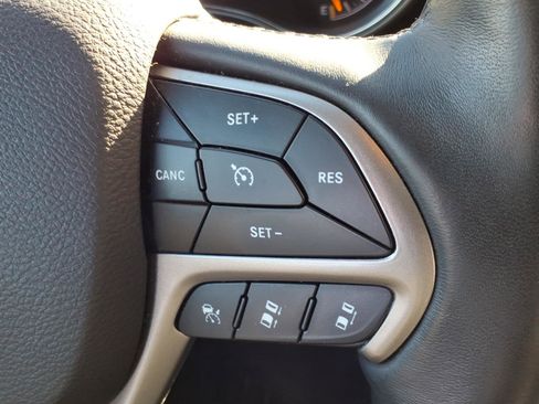 Certified 2019 Jeep Grand Cherokee High Altitude image 21