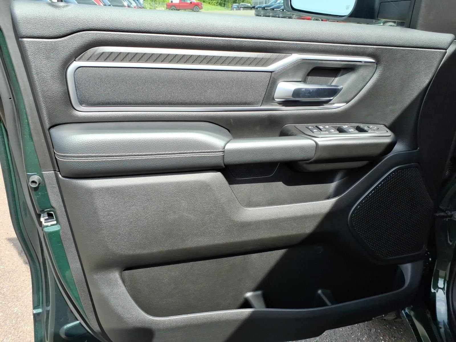 New 2026 RAM 1500 Big Horn AWD/4WD image 12