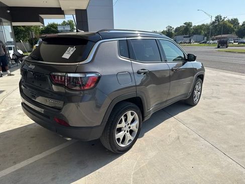 Used 2022 Jeep Compass Limited AWD/4WD image 7
