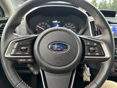 Used 2019 Subaru Crosstrek 2.0i Premium AWD/4WD image 18
