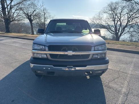 Used 2003 Chevrolet Silverado 1500 LS image 2