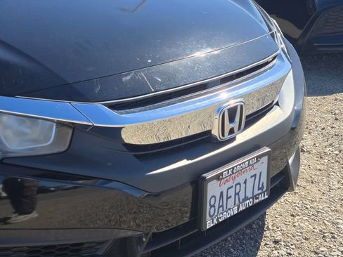 Used 2017 Honda Civic EX image 5