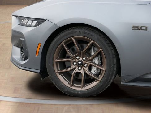 Used 2025 Ford Mustang GT Premium image 9