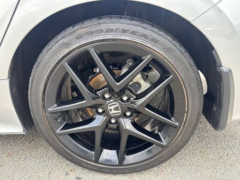 Used 2025 Honda Civic Sport image 8