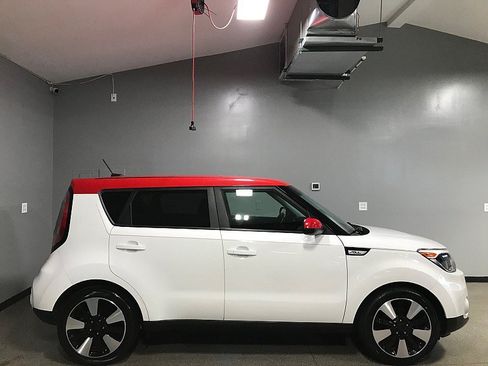 Used 2017 Kia Soul + w/ Designer's Package FWD image 2