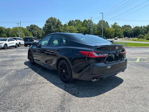 Used 2025 Toyota Camry SE w/ Multimedia Upgrade Package FWD image 5