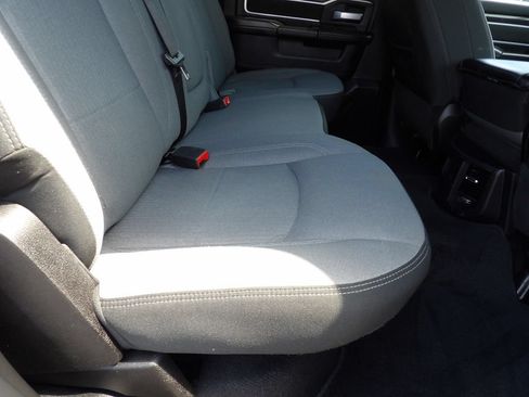 Used 2024 RAM 2500 Big Horn AWD/4WD image 41