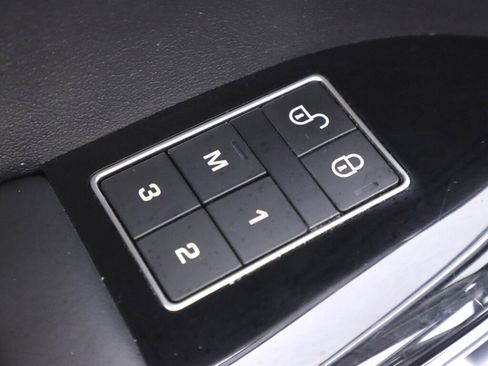 Used 2016 Land Rover Range Rover Sport HSE AWD/4WD image 31