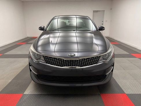 Used 2017 Kia Optima EX image 2