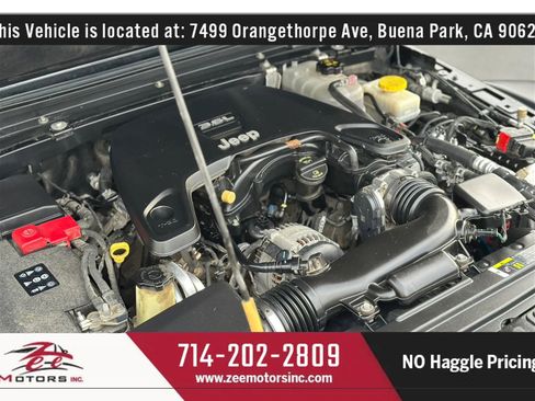 Used 2018 Jeep Wrangler Unlimited Rubicon AWD/4WD image 53