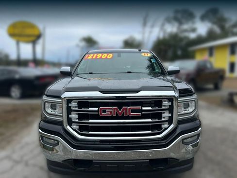 Used 2017 GMC Sierra 1500 SLT w/ SLT Preferred Package RWD image 2