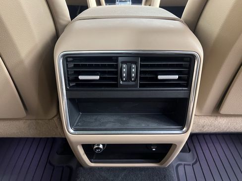 Certified 2022 Porsche Cayenne image 27