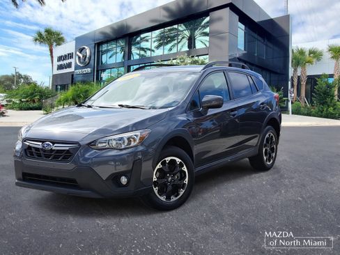Used 2022 Subaru Crosstrek 2.0i Premium w/ Moonroof Package image 1