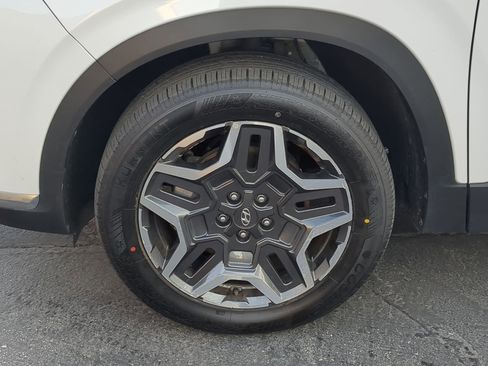 Used 2023 Hyundai Santa Fe SEL Premium image 13