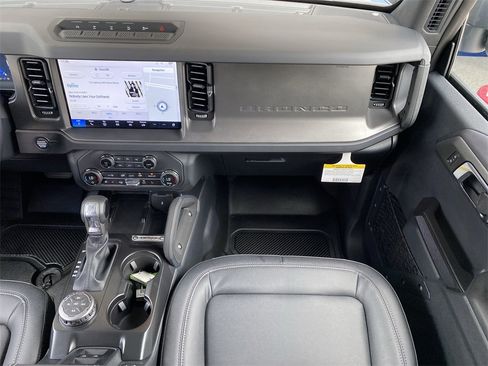 New 2025 Ford Bronco Badlands image 20