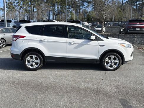 Used 2015 Ford Escape SE image 8