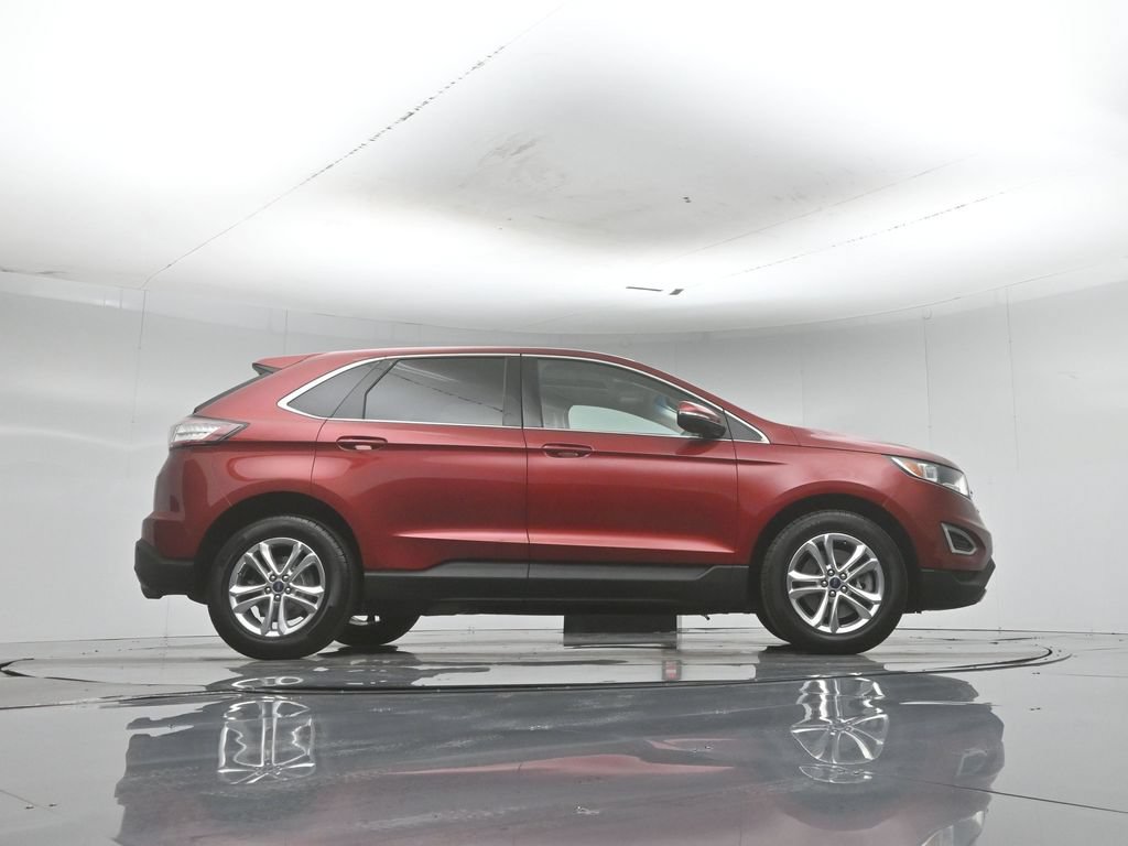 Used 2017 Ford Edge SEL w/ Equipment Group 201A AWD/4WD image 51