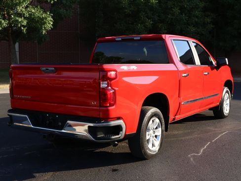 Used 2021 Chevrolet Silverado 1500 LT w/ Bed Protection Package image 29