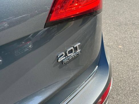Used 2016 Audi Q5 2.0T Premium AWD/4WD image 11