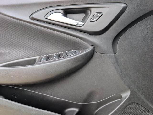 Used 2020 Chevrolet Malibu LT FWD image 17