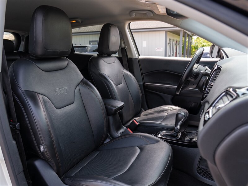 Used 2020 Jeep Compass Limited AWD/4WD image 20