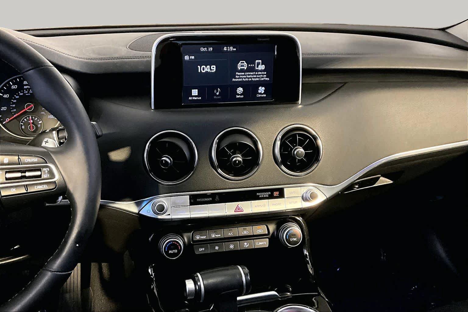 Used 2019 Kia Stinger RWD image 6
