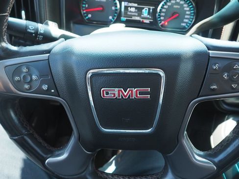 Used 2017 GMC Sierra 1500 SLT AWD/4WD image 30