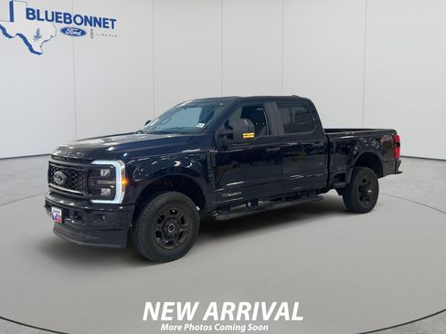 Used 2025 Ford F250 XL w/ STX Appearance Package AWD/4WD image 1