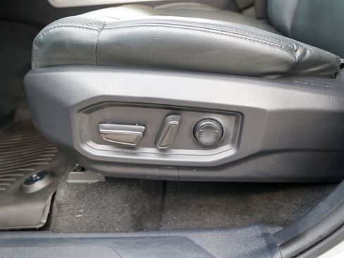 Used 2024 Toyota Tundra SR5 w/ SR5 Premium Package RWD image 41