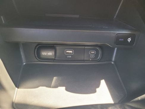 Used 2023 Kia Soul EX FWD image 25