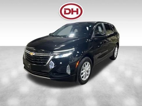 Used 2024 Chevrolet Equinox LT w/ LPO, Floor Liner Package AWD/4WD image 7