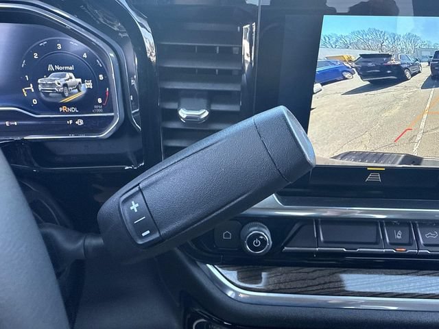 Used 2025 Chevrolet Silverado 2500 LT w/ Convenience Package AWD/4WD image 30