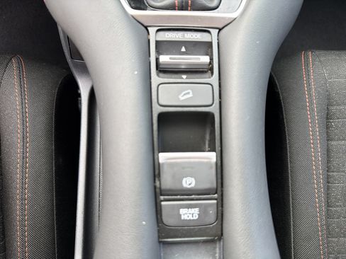 Used 2023 Honda HR-V Sport image 16