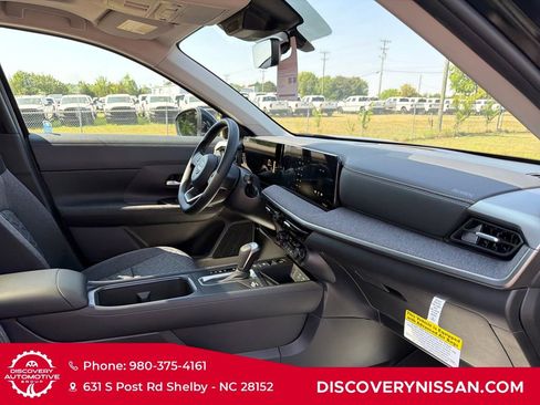 New 2026 Nissan Kicks SV w/ SV Premium Package FWD image 42