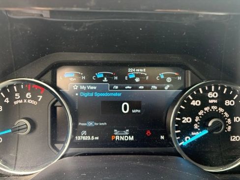 Used 2020 Ford F150 Lariat w/ Equipment Group 502A Luxury AWD/4WD image 21
