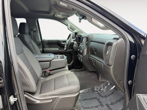 Used 2023 Chevrolet Silverado 1500 Custom AWD/4WD image 19