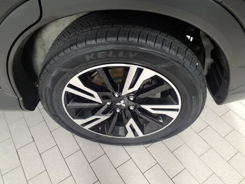 Used 2024 Mitsubishi Eclipse Cross SE AWD/4WD image 8