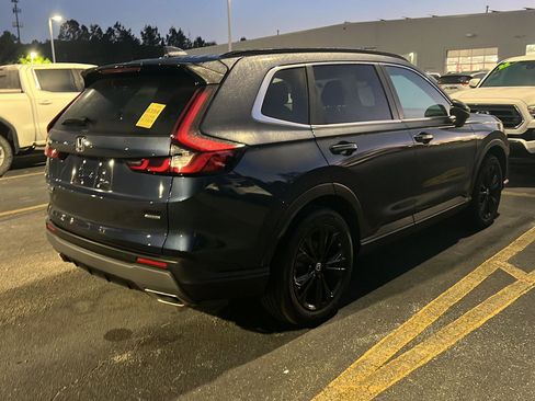 Used 2024 Honda CR-V Sport Touring image 8