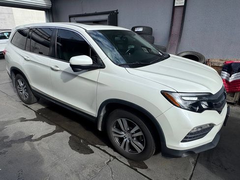 Used 2017 Honda Pilot EX-L image 2