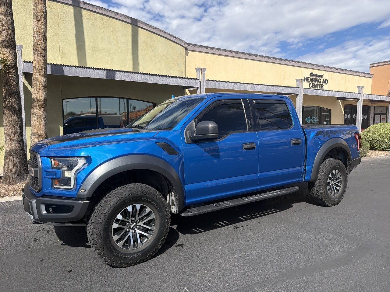 Used 2019 Ford F150 Raptor AWD/4WD image 2