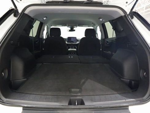 Used 2023 Chevrolet Blazer LT image 32