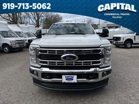 New 2026 Ford F350 XL w/ XL Chrome Package image 3