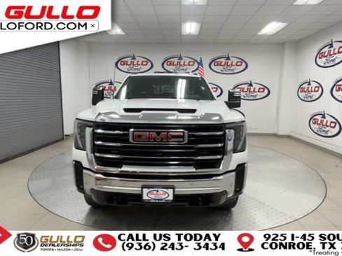 Used 2024 GMC Sierra 2500 SLT w/ Texas SLT Premium Package AWD/4WD image 3