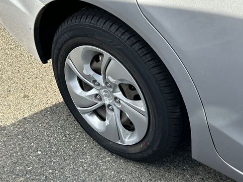 Used 2015 Honda Civic LX image 13