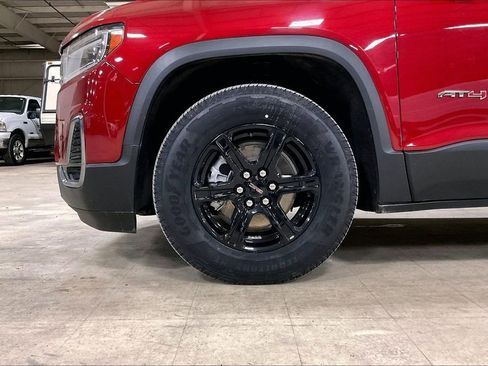 Used 2023 GMC Acadia AT4 w/ Technology Package image 9