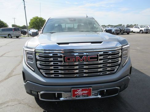 Certified 2025 GMC Sierra 1500 Denali AWD/4WD image 12