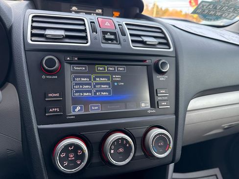 Used 2017 Subaru Forester 2.5i image 16