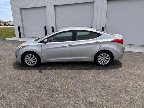 Used 2011 Hyundai Elantra GLS FWD image 9